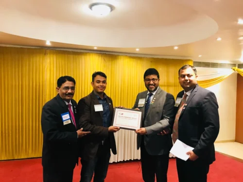 Award 1 Got awarded by BNI for Best Digital Marketing Institute